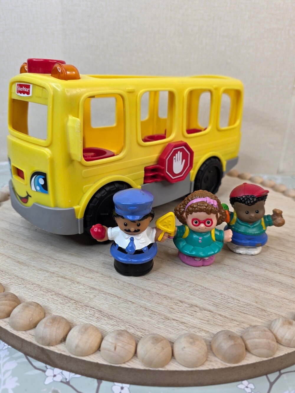 Fisher Price Little People School Bus With Little People